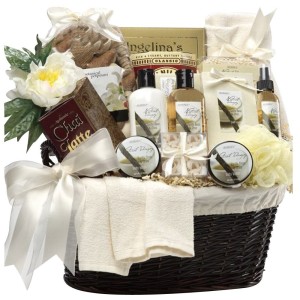 Spa-Gift-Basket-Client-Gifts
